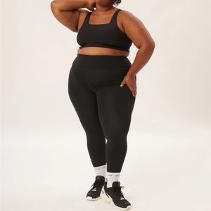 Girlfriend Collective Black Compressive High-Rise Legging. Length 28.5” Size Med